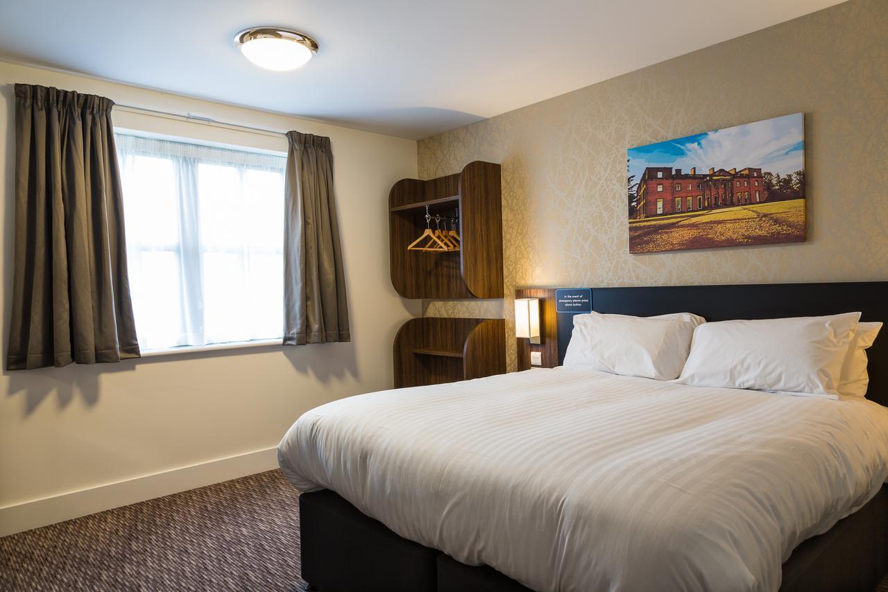 Spread Eagle, Gailey By Marston'S Inns Extérieur photo
